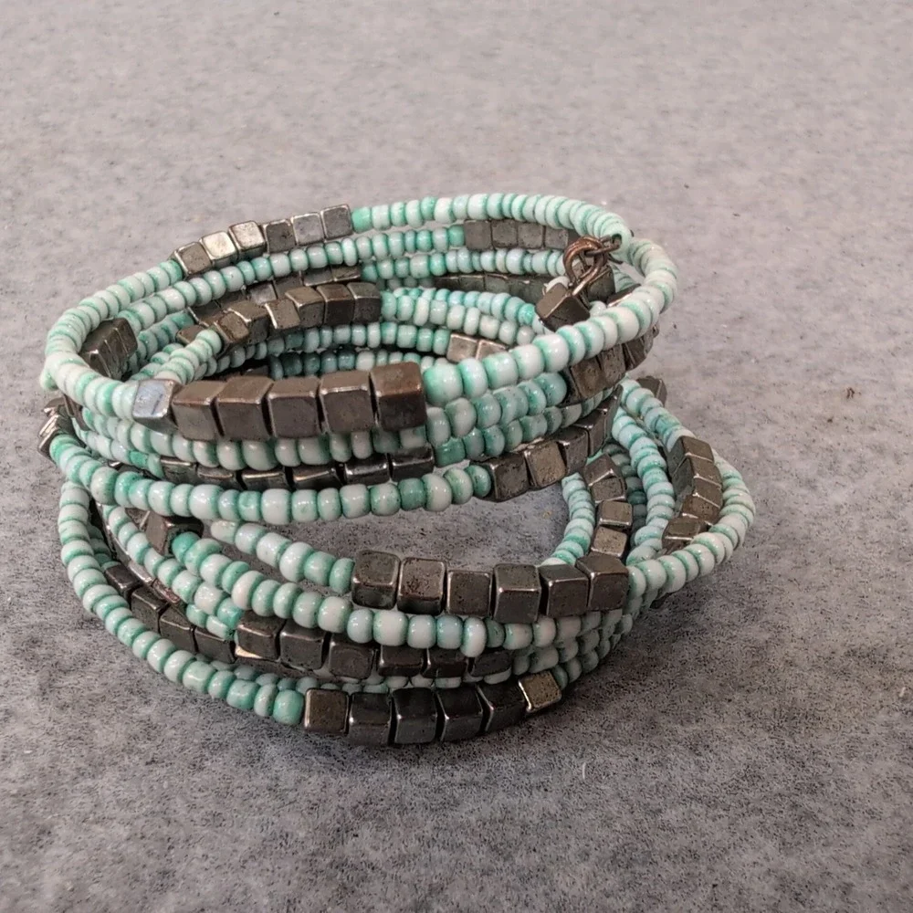 Beaded Coil Bracelet Mint Green White Silver Tone Cube Beads Wrap - Picture 1 of 6